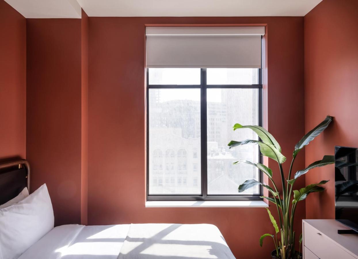 Roost Detroit Aparthotel Bagian luar foto